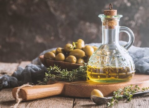 Why drink a spoonful of olive oil on an empty stomach